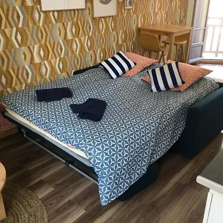 Apartment A 20m De La